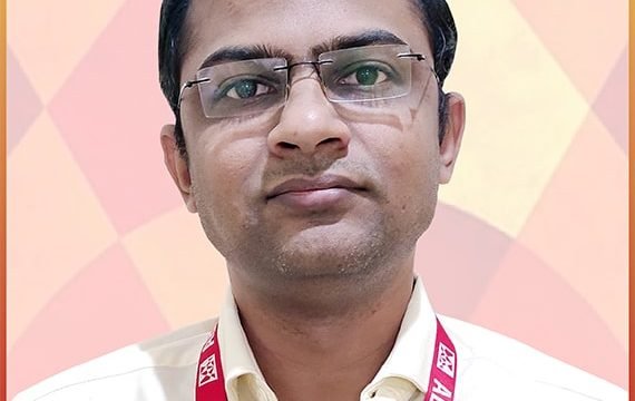 Dr Akhil Mane